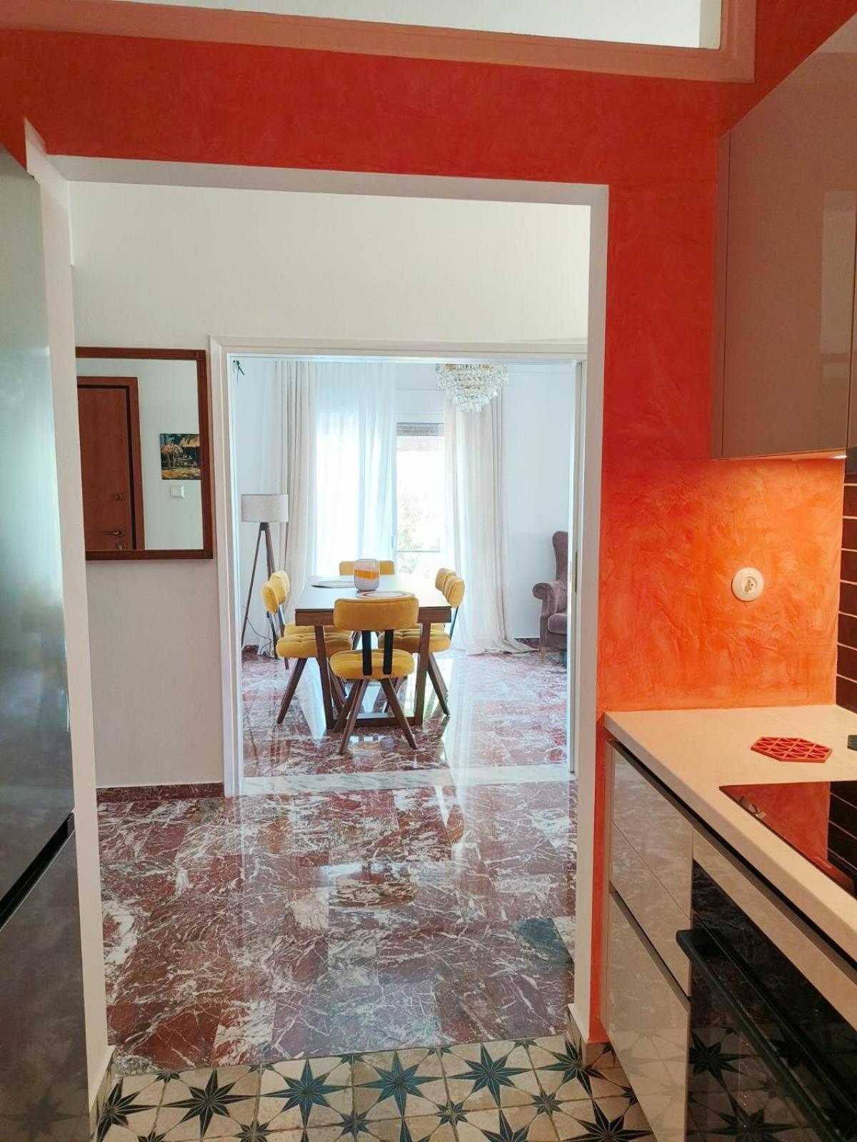 Stylish Artistic Flat With View, Three Min To Metro Apartment เอเธนส์ ภายนอก รูปภาพ