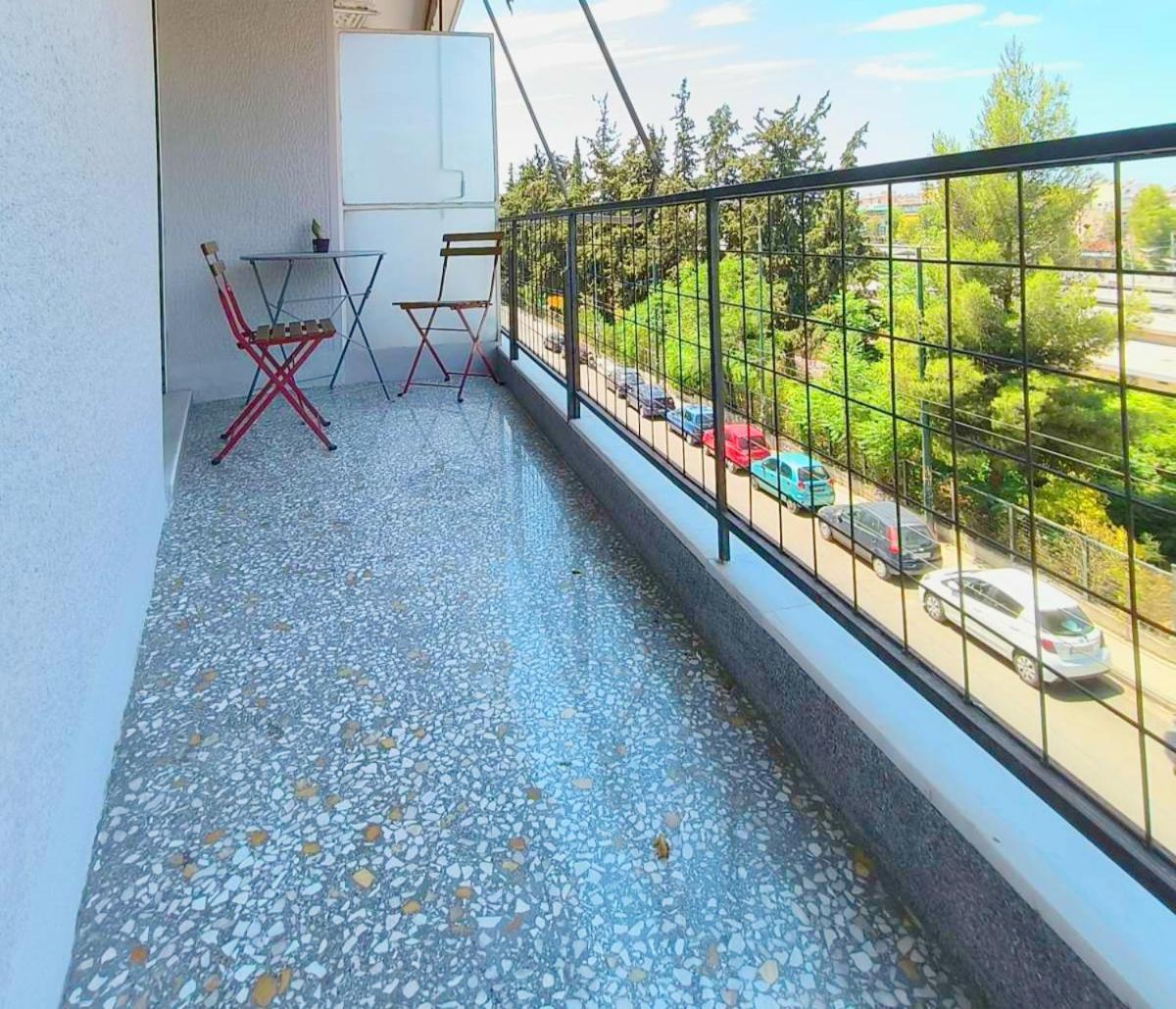 Stylish Artistic Flat With View, Three Min To Metro Apartment เอเธนส์ ภายนอก รูปภาพ